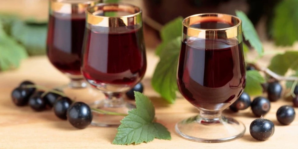 Vin De Cassis - La Meilleure Recette